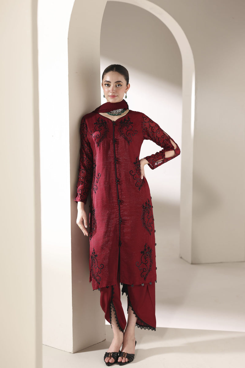 Starstruck by Ain – Crimson Zari Chiffon 3pc Dress with Tulip Shalwar SBA5