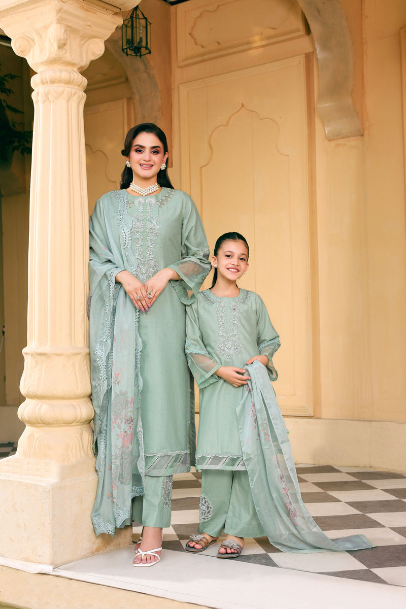 Hira Mani ft. Mona Jacquard Collection HMM2 The Zaibai Hira Mani ft. Mona Jacquard Collection HMM2 The Zaibai