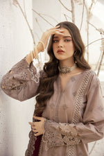CHIKANKARI CHARM BY MONA CC1