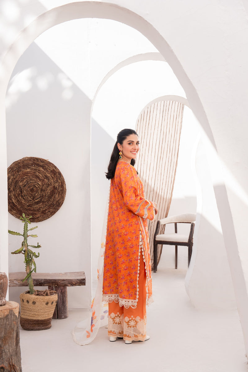 ayeza khan orange dress Wearing @saniamaskatiya Jewelry @allurebymht Styled by @anilamurtaza Hair and makeup @mehwish_almas Photography @shakeelbinafzal