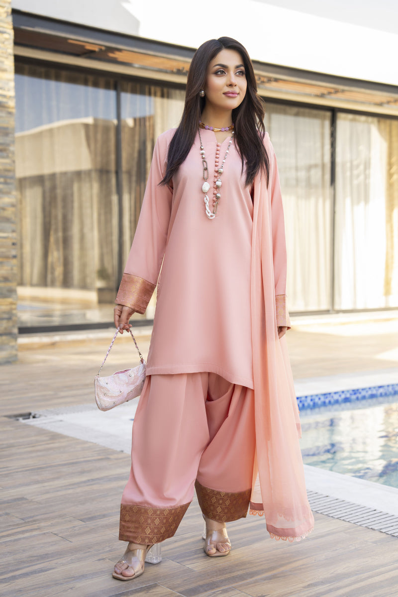Aabpara’s Timeless Farshi Charm – FTA2