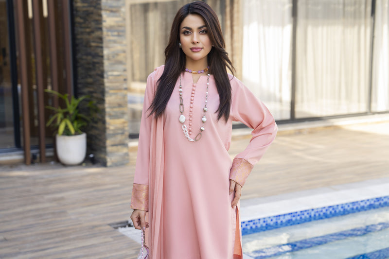 Aabpara’s Timeless Farshi Charm – FTA2