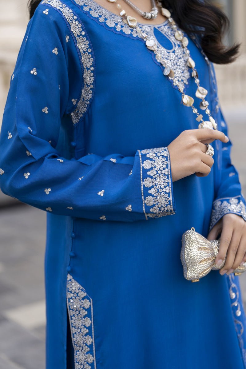 royal blue silk maxi dress pakistani Mah e Rooh  Royal Blue Eid Ensemble. 3 Piece article  https://sheenbyshaistalodhi.com/products/mah-e-rooh This outfit highlights  detailed dual-tone zari embroidery that delicately adorns the bodice and  sleeves of the peshwas. The addition of