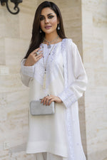 White Embroidered Farshi Set – Chand Sa Libaas by Aleezay | ALS6
