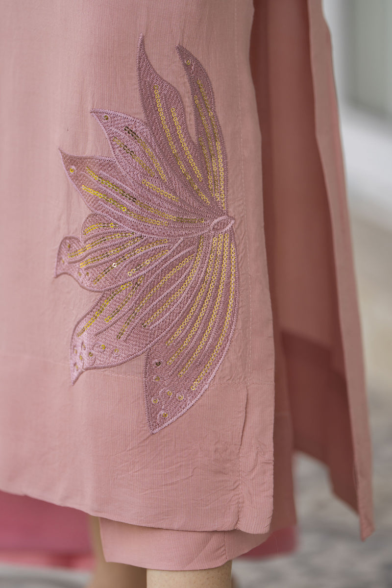 Blush Pink Raw Silk Embroidered Dress – Chand Sa Libaas by Aleezay | ALS1