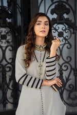 ZAIWA READY TO WEAR ENCHANTING COLLECTION 22