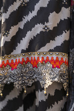Sakeena Summer Ease – Black Lawn 3pc Dress with Embroidered Chiffon Dupatta SSE6