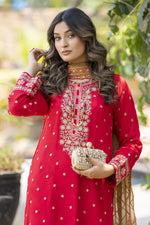 Radiant Red Embroidered 3pc Raw Silk Suit – Ros1 by Gul Warun