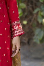 Radiant Red Embroidered 3pc Raw Silk Suit – Ros1 by Gul Warun