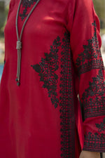 Ruby Red Embroidered 3pc Short Shirt & Farshi Shalwar Set – Ros6 by Gul Warun