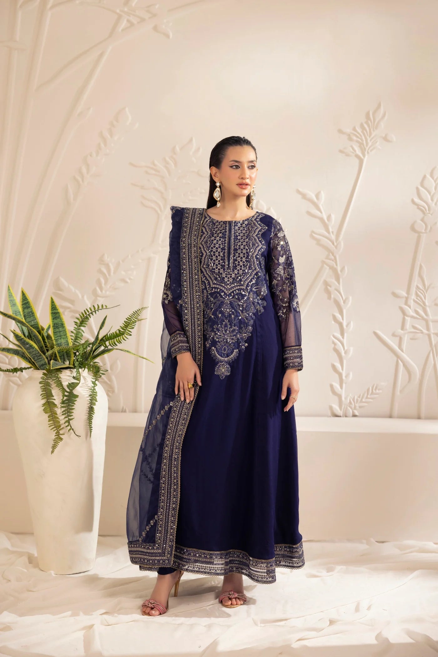 3PC EMBROIDERED CHIFFON LONG DRESS BY MOHAGNI 14 – The Zaibai