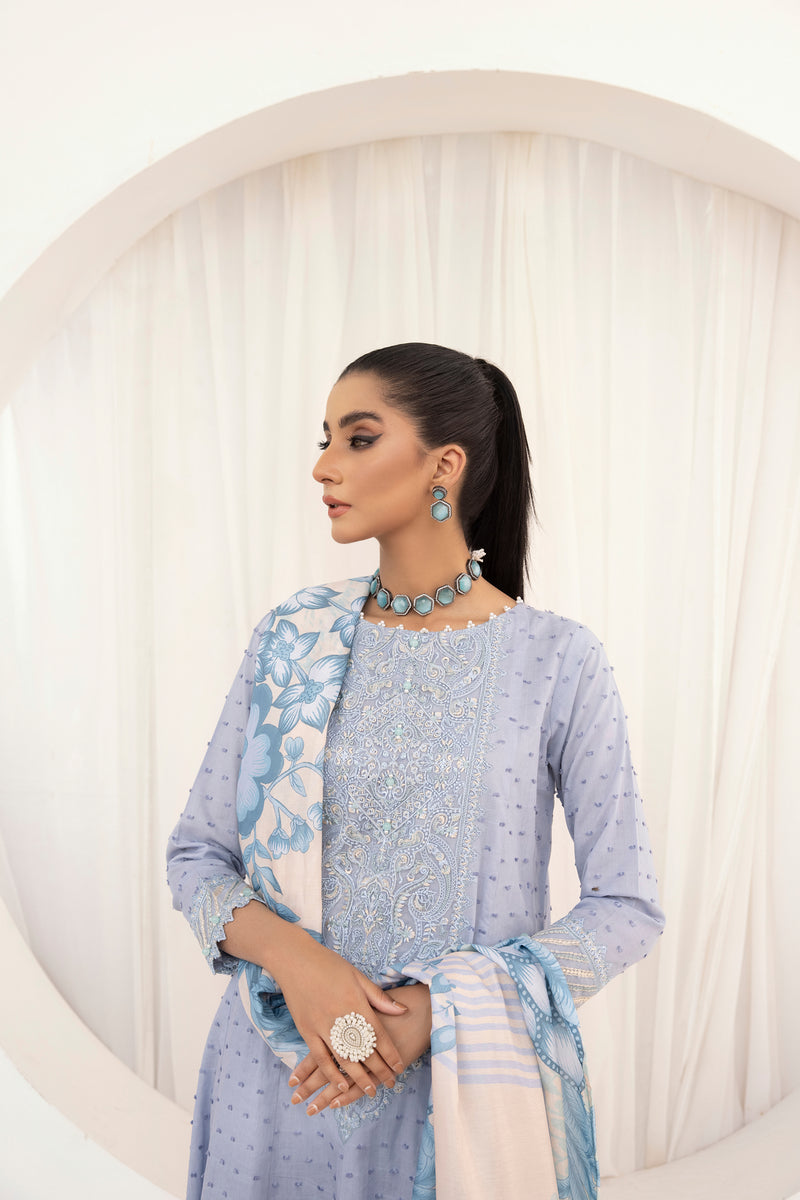 3PC HEMLINE EMBROIDERED LAWN DRESS 01