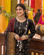 ZEENAT-E-EID JACQUARD LAWN COLLECTION BY MONA MZE4