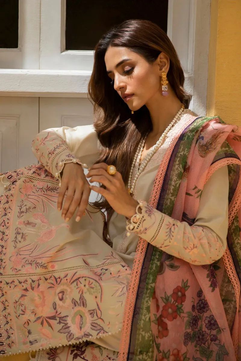 Sana Safinaz Muzlin Ready to Wear Embroidered Lawn Collection 05A