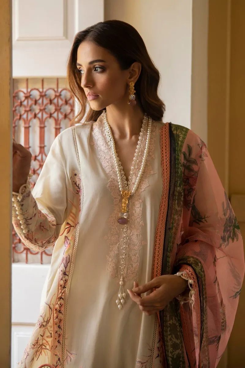 Sana Safinaz Muzlin Ready to Wear Embroidered Lawn Collection 05A