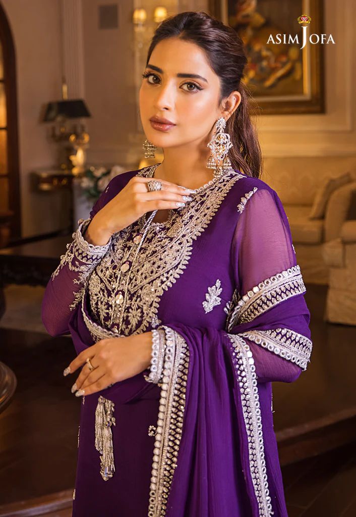 ASIM JOFA MAAHRU AND NOORIE 25