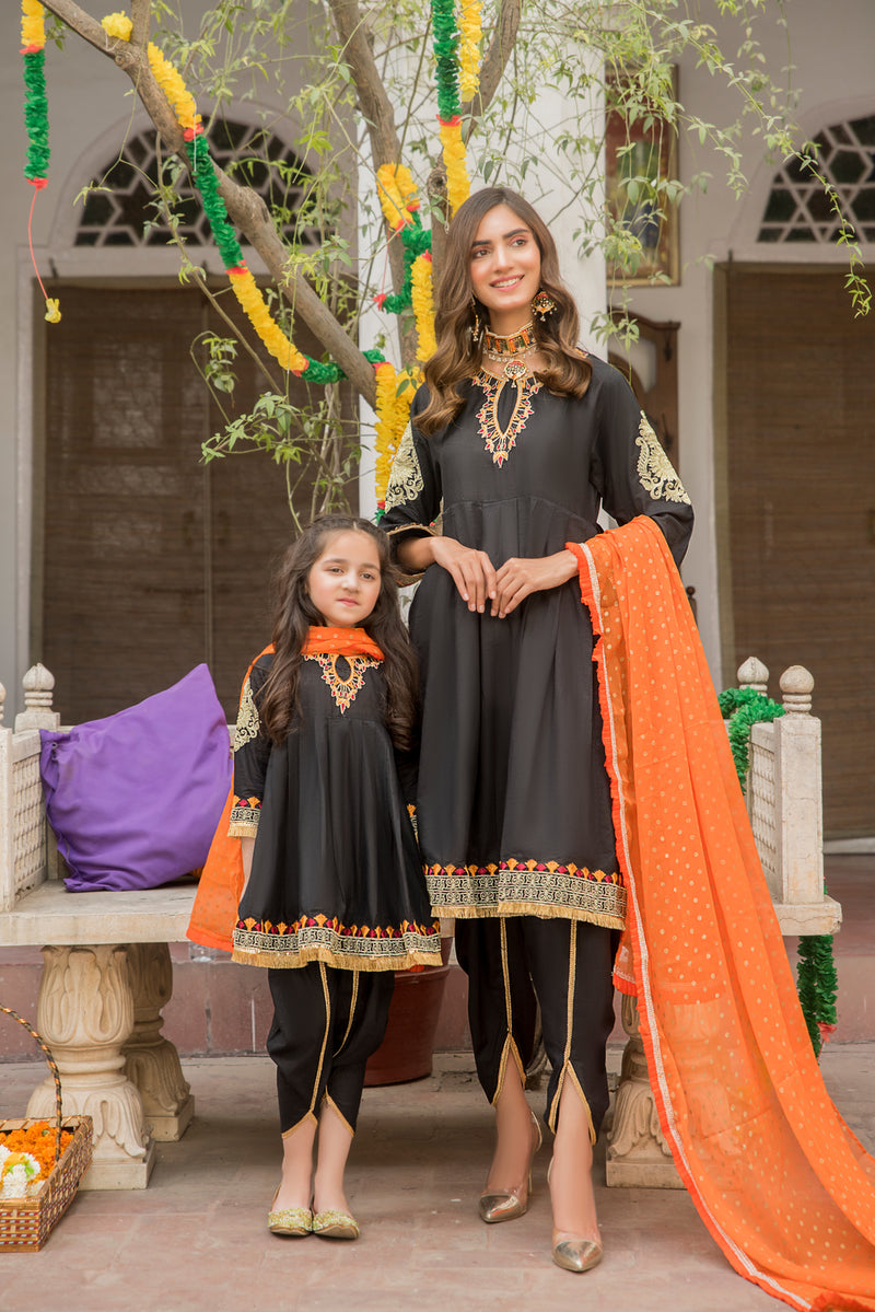 Gulwarun Ready to Wear Eid Dress 03 – The Zaibai Gulwarun Ready to Wear Eid Dress 03 – The Zaibai