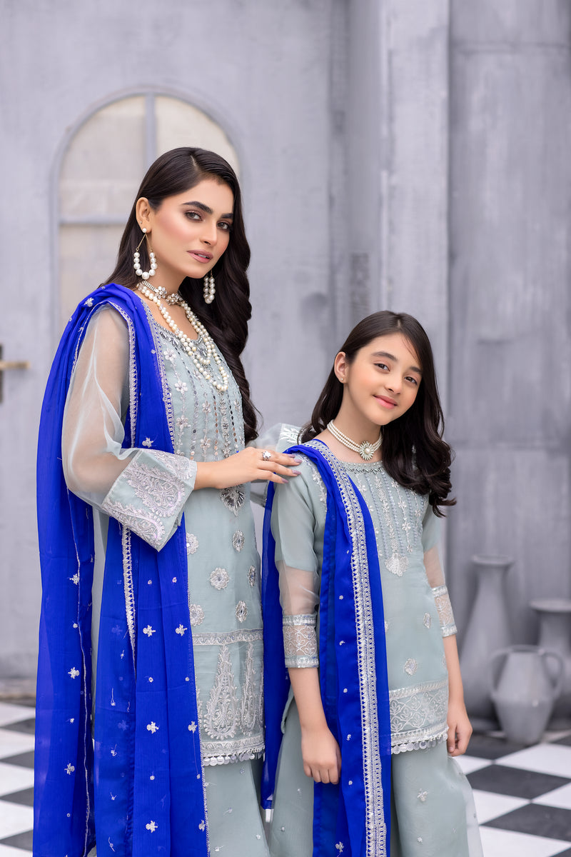 Kids Formal Organza Ready to Wear Embroidered Collection by Zara Manan 02