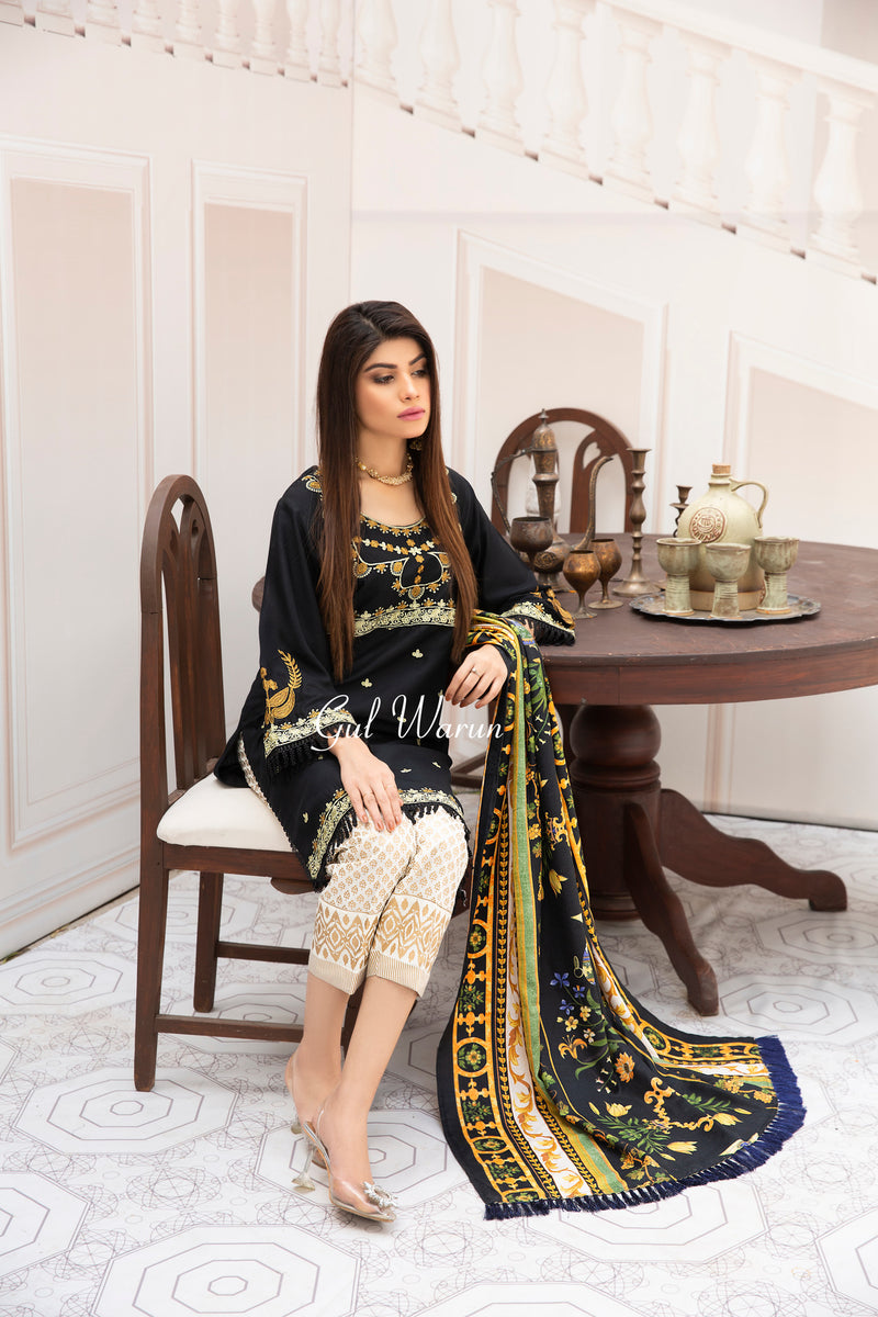Luxury Winter Ready to Wear Collection by Gulwarun 02